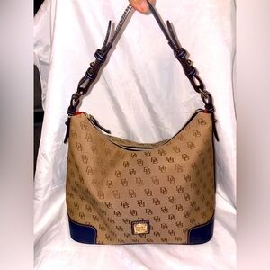 Dooney & Bourke excellent condition